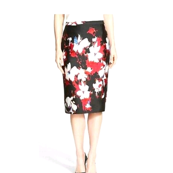 classiques entrier Dresses & Skirts - Very classy woman skirt